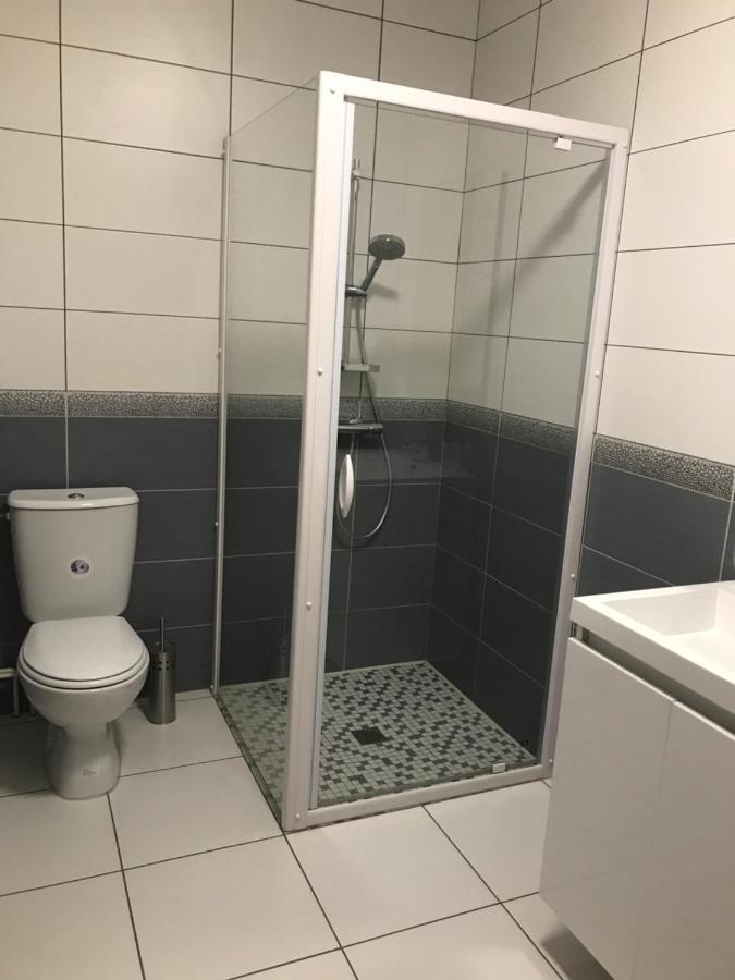 Logis Le Provencal Hotell Euville Eksteriør bilde